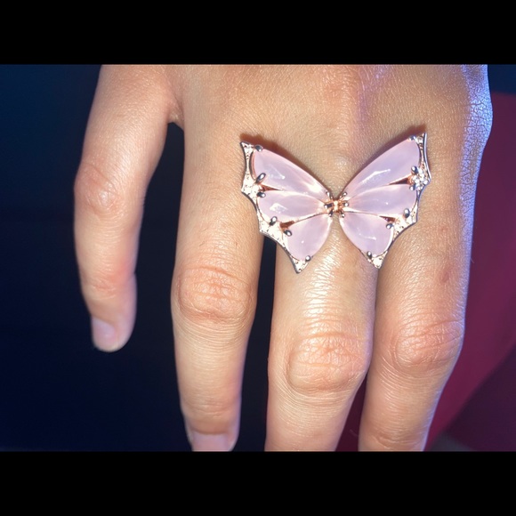 Butterfly Ring - Picture 1 of 2